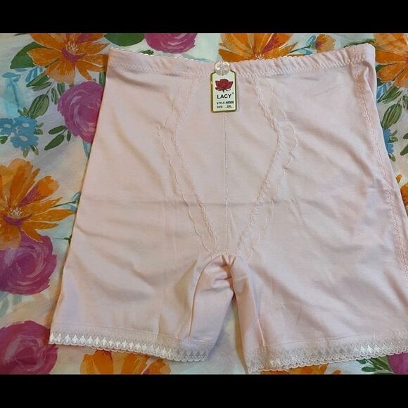 Lacy high waisted seamless shorts tummy control - Picture 4 of 10